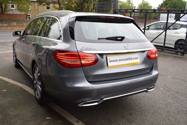 Used Mercedes-Benz C Class 2018 for sale - 76265733: Photo 8