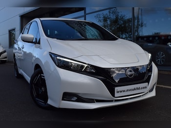 Nissan - Leaf
