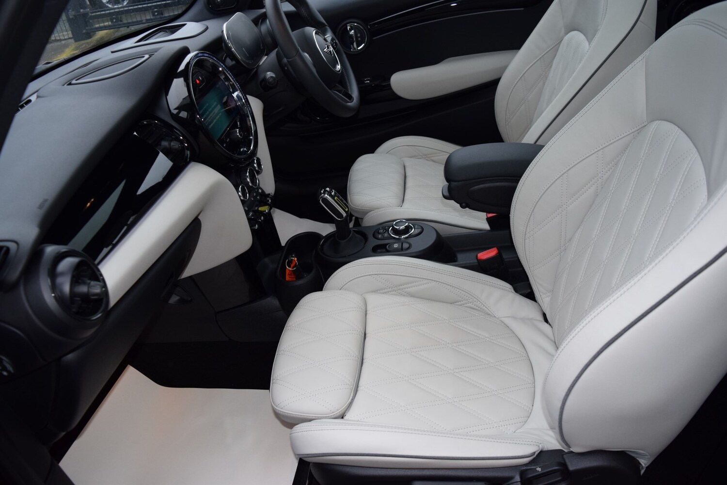 Used MINI Hatch 2022 for sale - 77476072: Photo 11