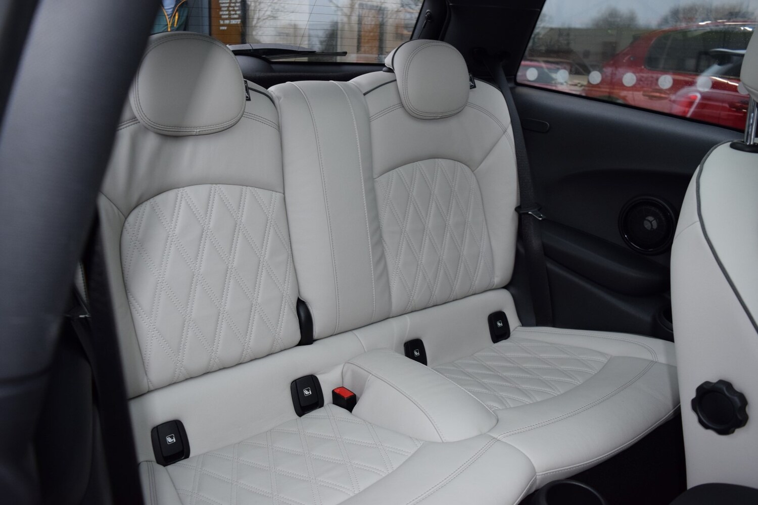 Used MINI Hatch 2022 for sale - 77476072: Photo 12