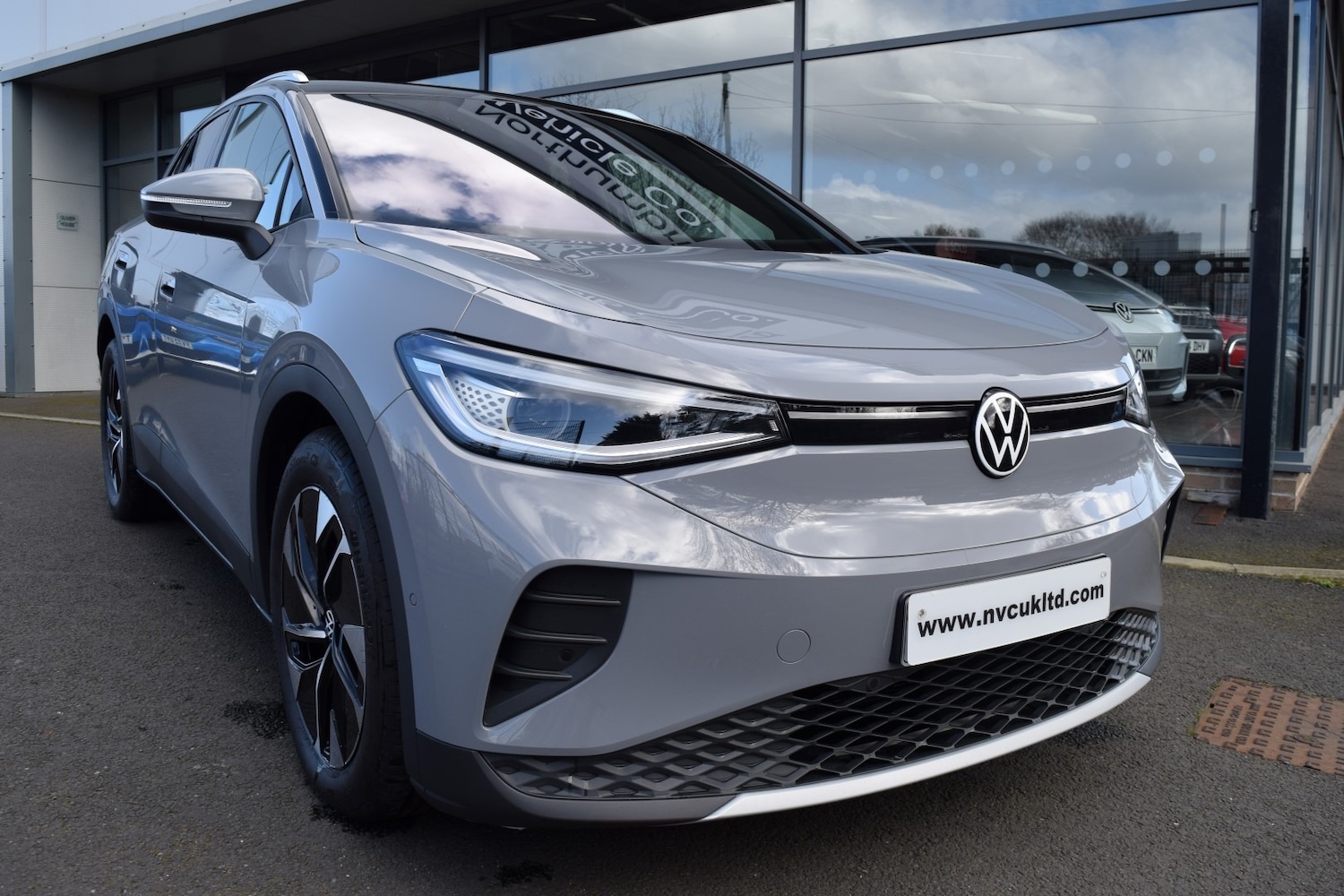 Used Volkswagen ID.4 2024 for sale - 78040598: Photo 3