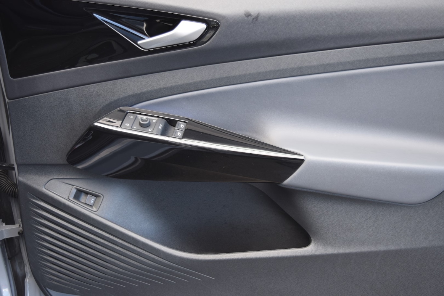 Used Volkswagen ID.4 2024 for sale - 78040598: Photo 49