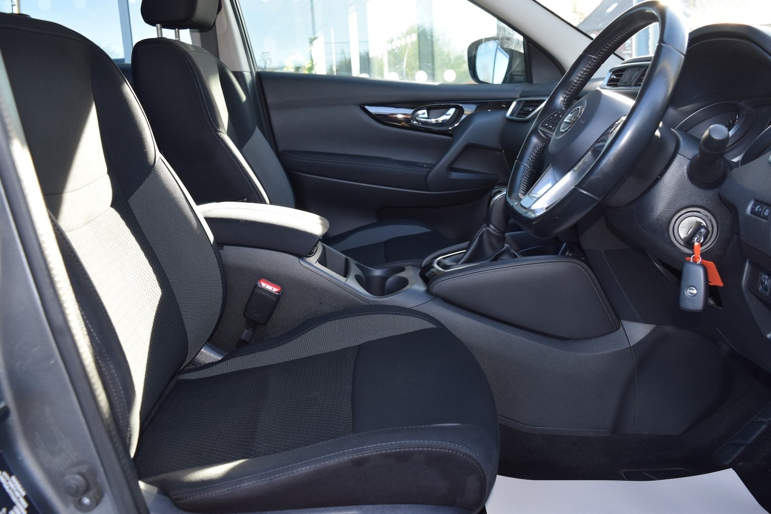 Used Nissan Qashqai 2017 for sale - 76706778: Photo 32