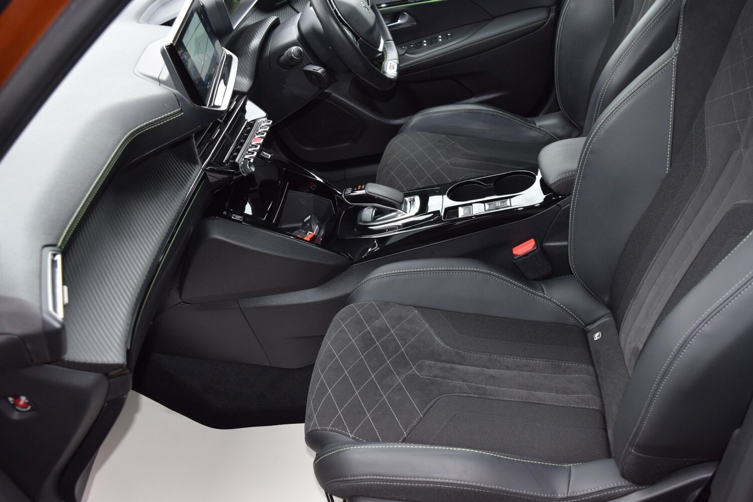 Used Peugeot 2008 2022 for sale - 76309933: Photo 11