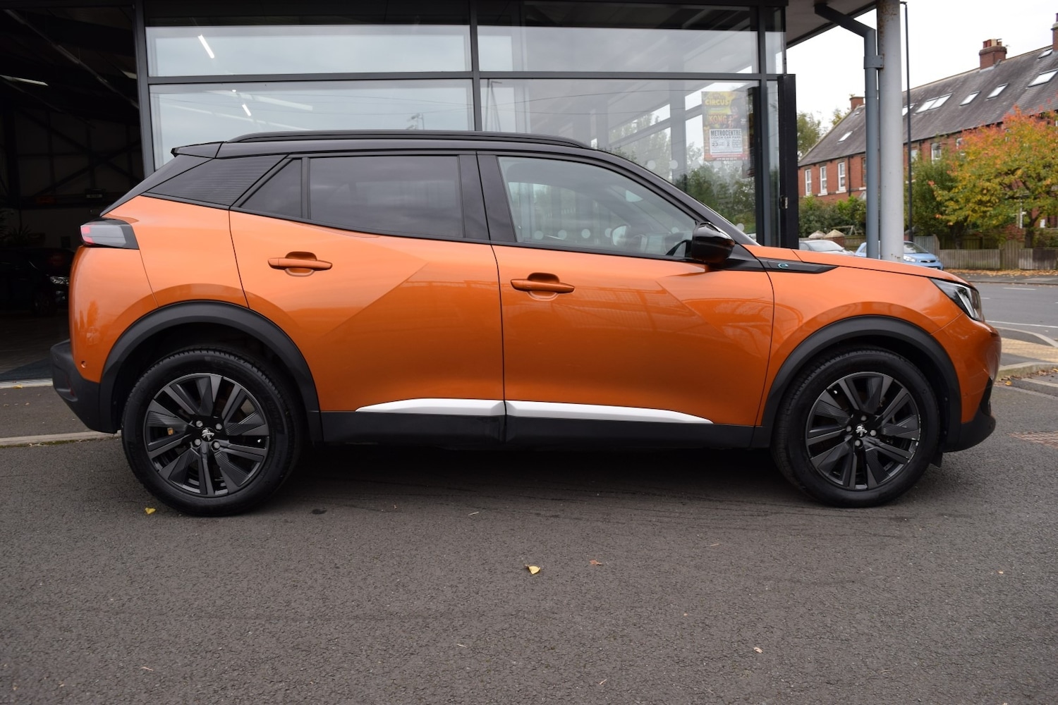 Used Peugeot 2008 2022 for sale - 76309933: Photo 2