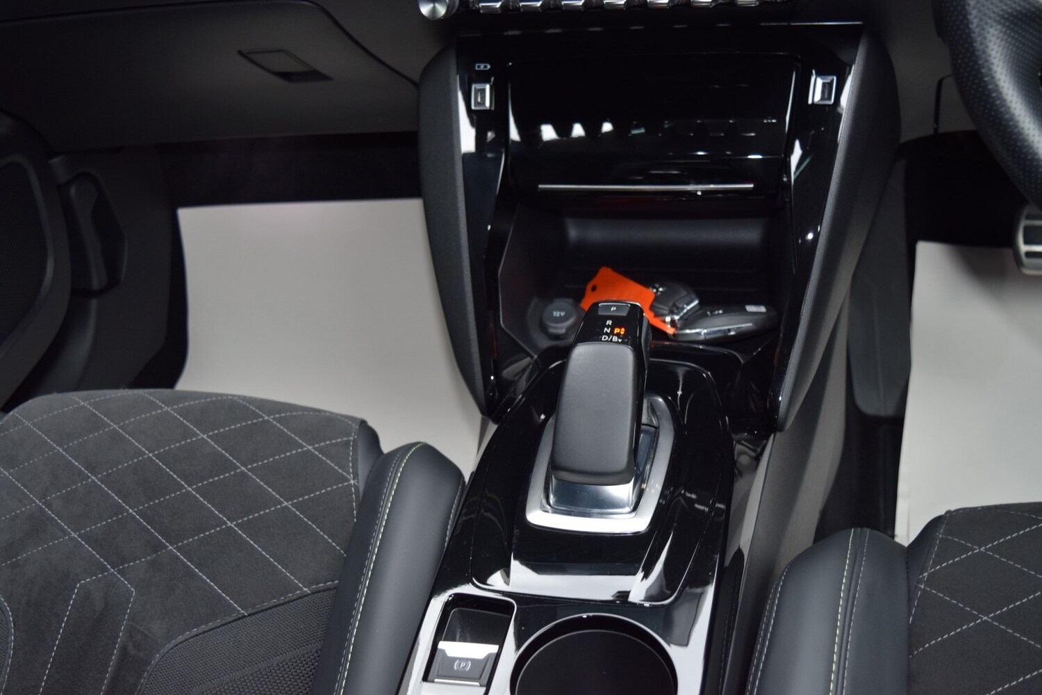 Used Peugeot 2008 2022 for sale - 76309933: Photo 32