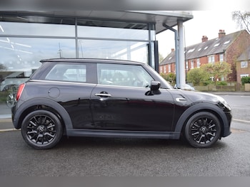 Used MINI Hatch 2019 for sale - 78289107: Photo