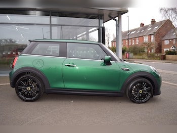 Used MINI Hatch 2023 for sale - 77603659: Photo