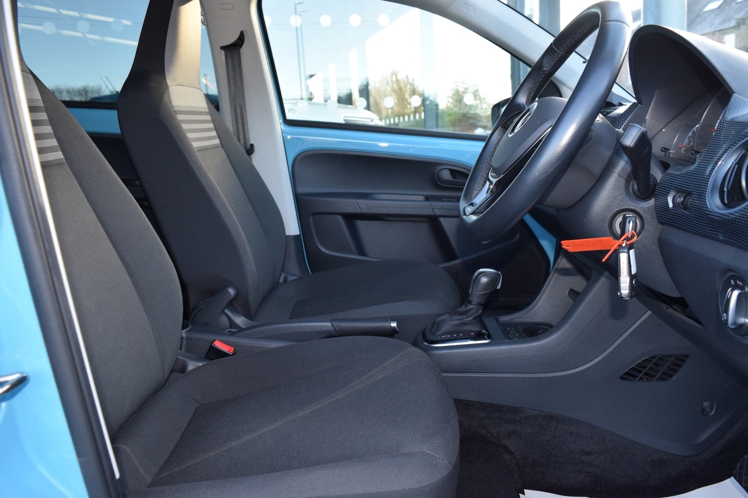 Used Volkswagen up! 2022 for sale - 76784923: Photo 31