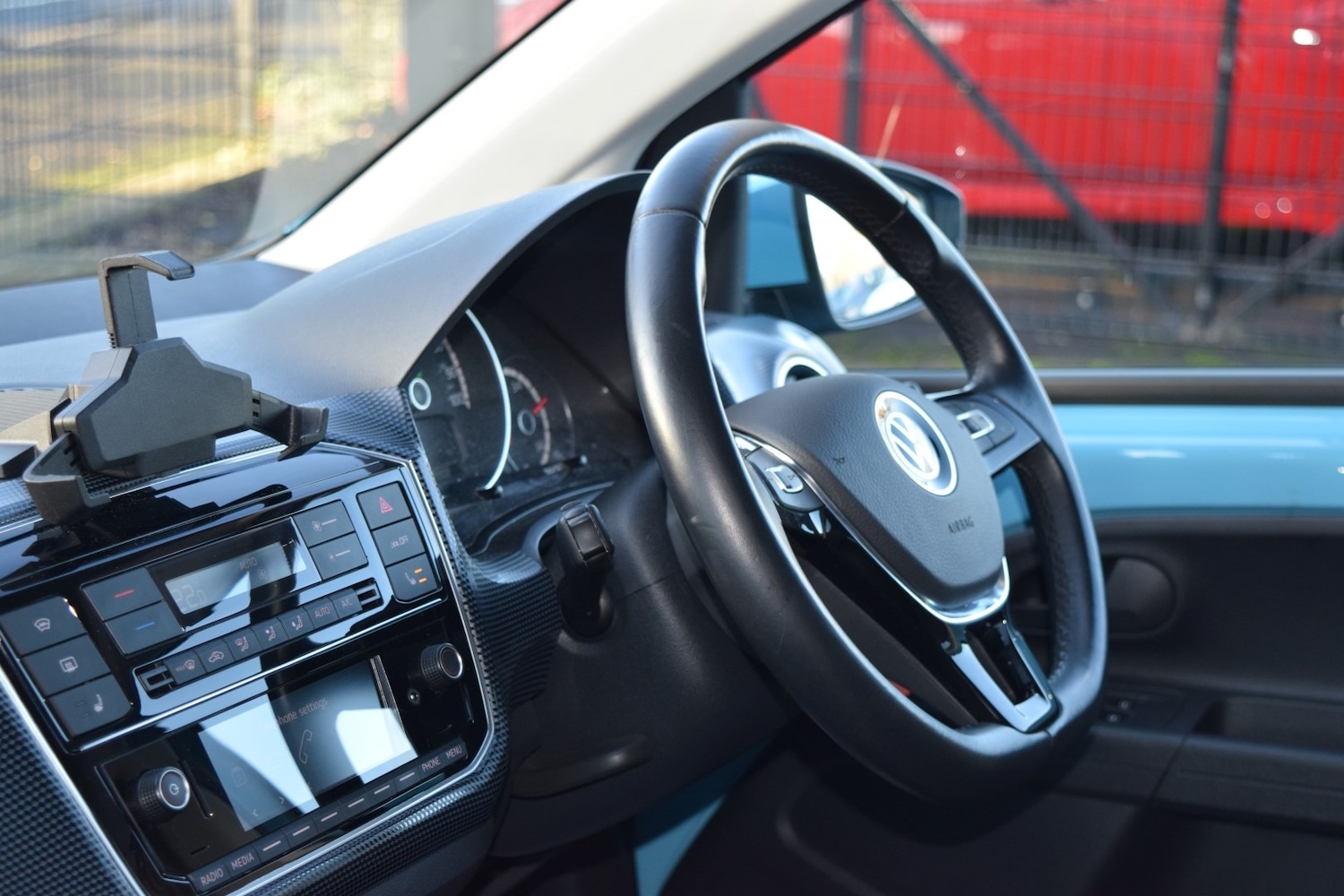 Used Volkswagen up! 2022 for sale - 76784923: Photo 34