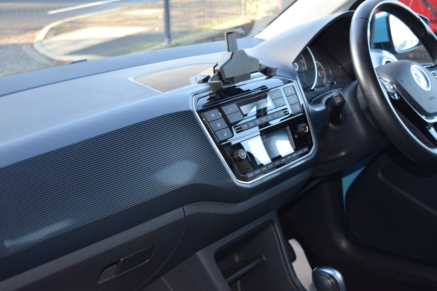 Used Volkswagen up! 2022 for sale - 76784923: Photo 36