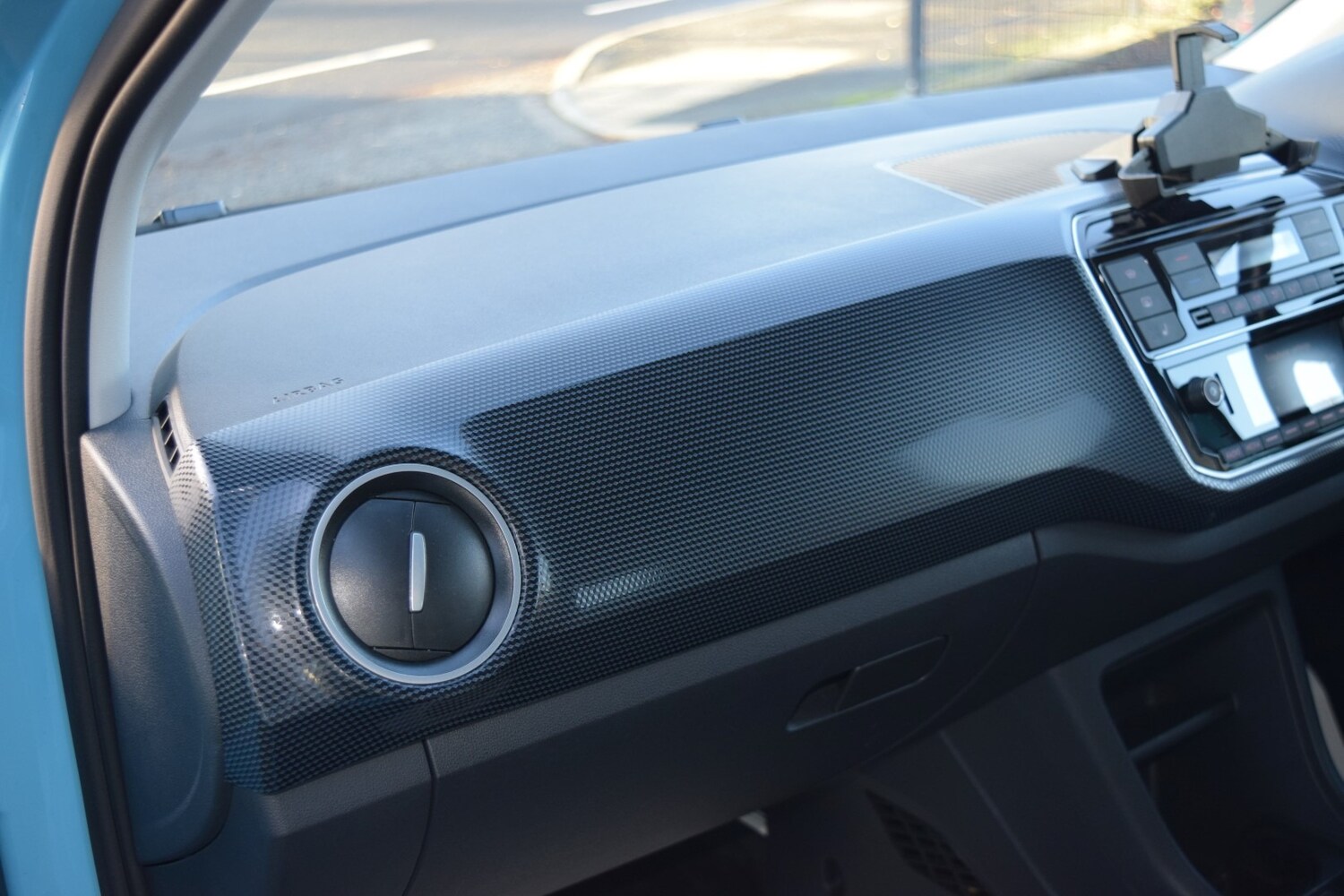 Used Volkswagen up! 2022 for sale - 76784923: Photo 37