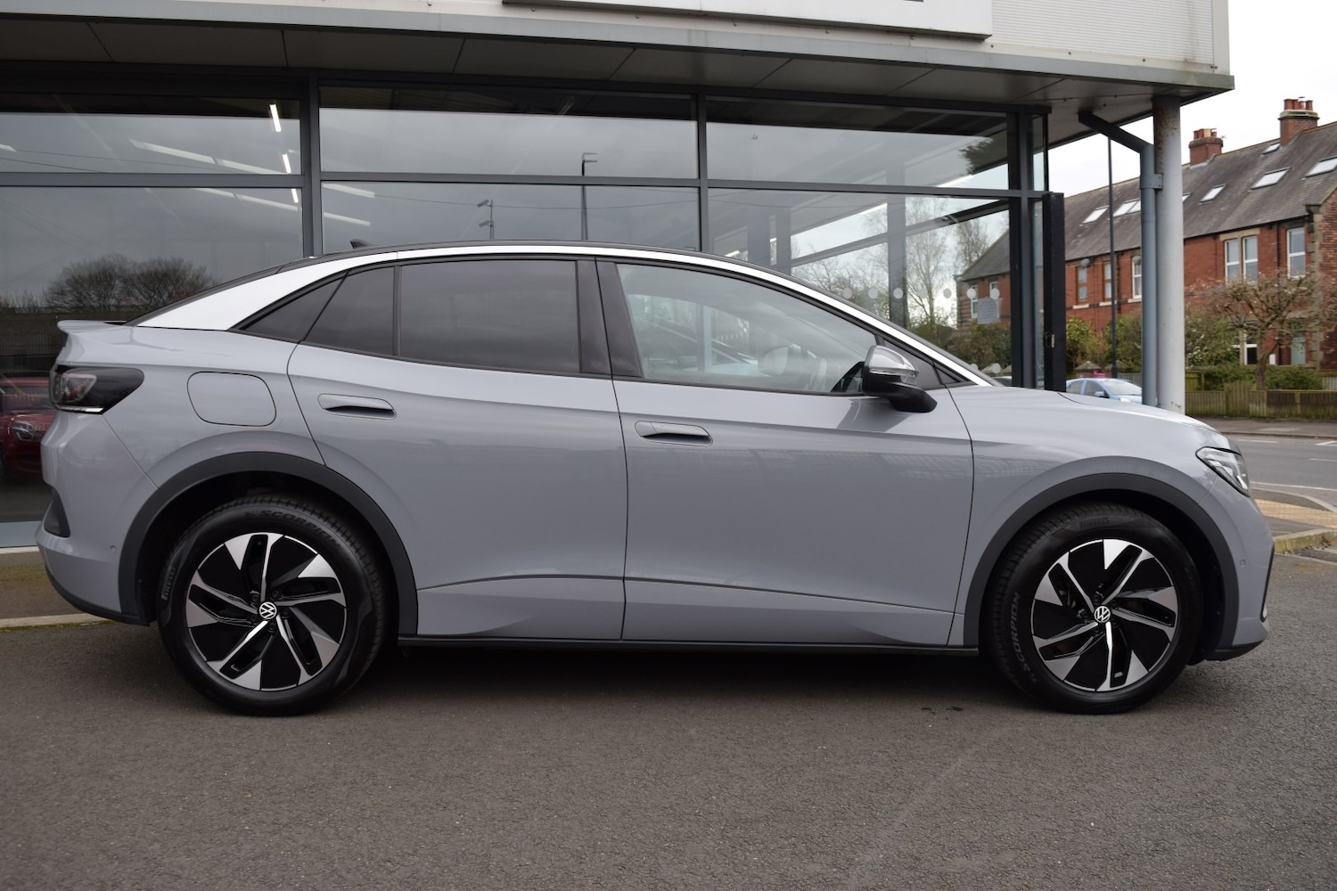 Used Volkswagen ID.5 2024 for sale - 78133488: Photo 2