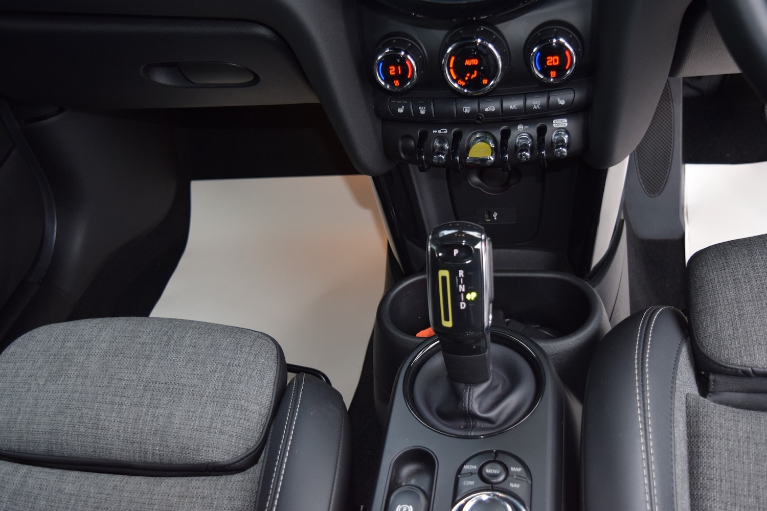 Used MINI Hatch 2022 for sale - 77392168: Photo 31