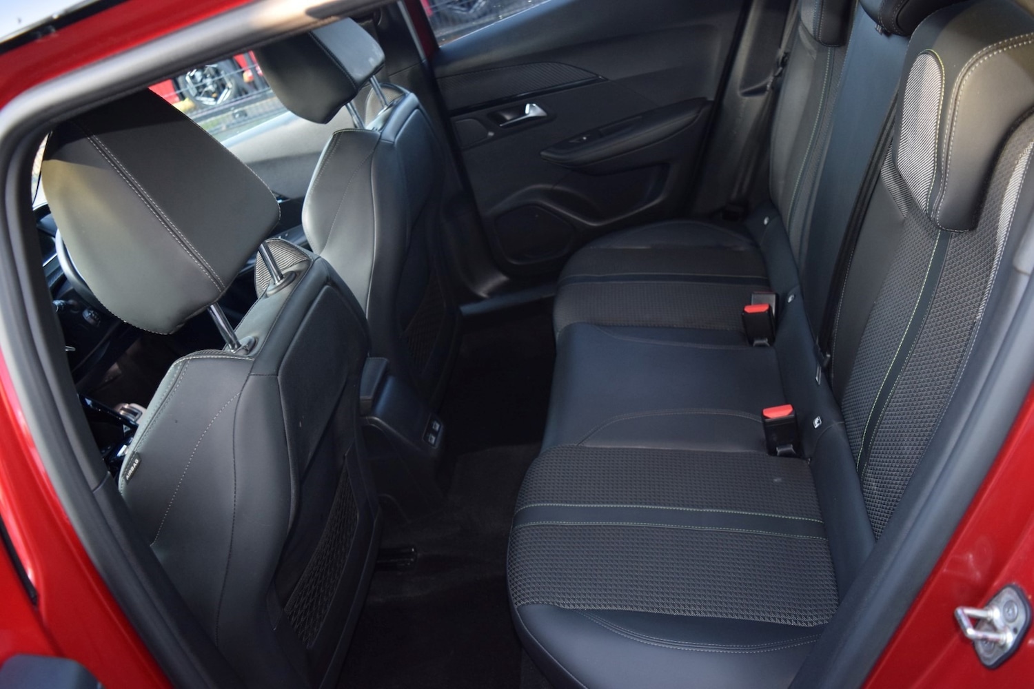 Used Peugeot 2008 2022 for sale - 76723373: Photo 13