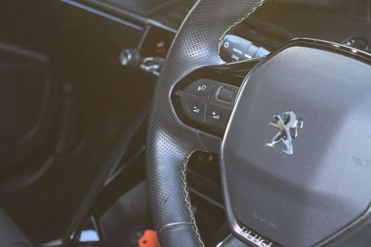 Used Peugeot 2008 2022 for sale - 76723373: Photo 17