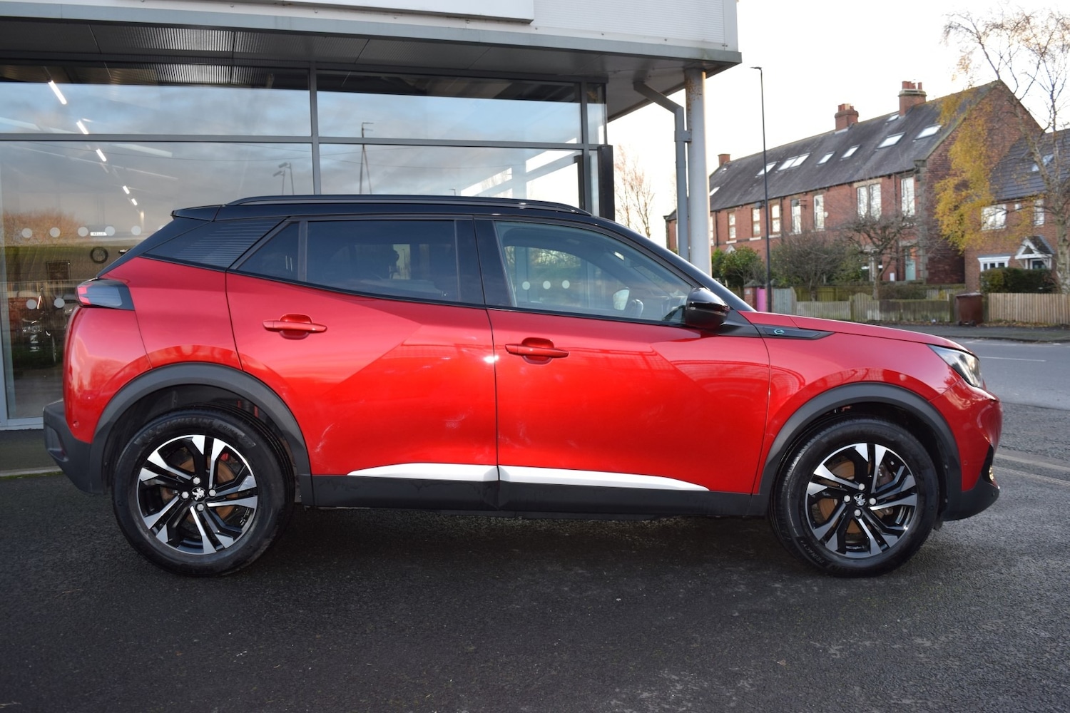 Used Peugeot 2008 2022 for sale - 76723373: Photo 2