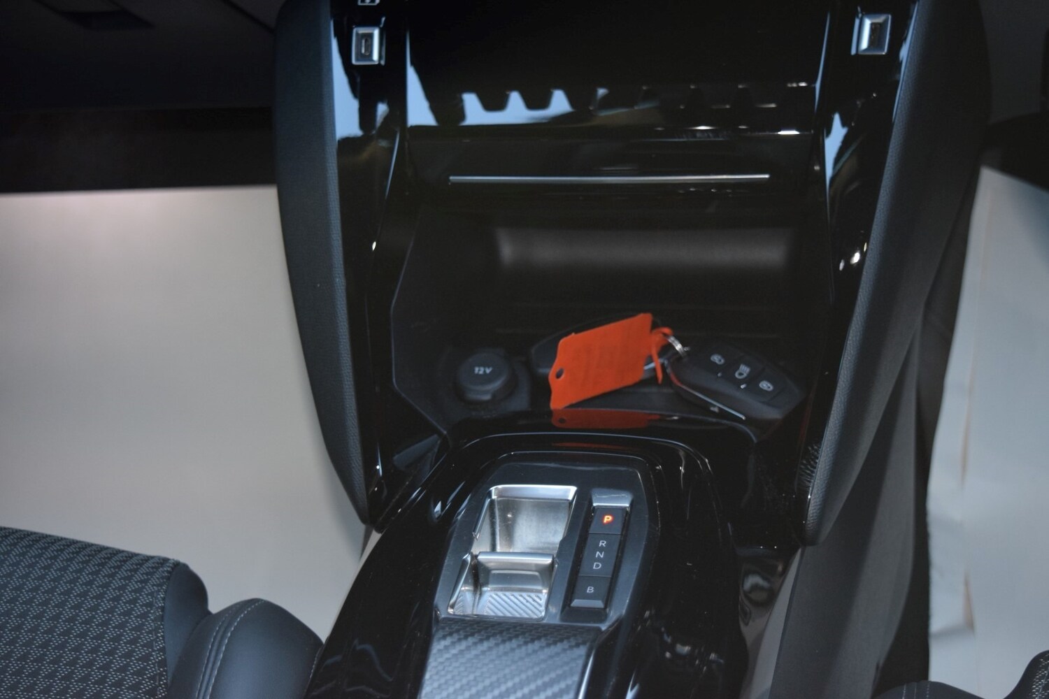 Used Peugeot 2008 2022 for sale - 76723373: Photo 31