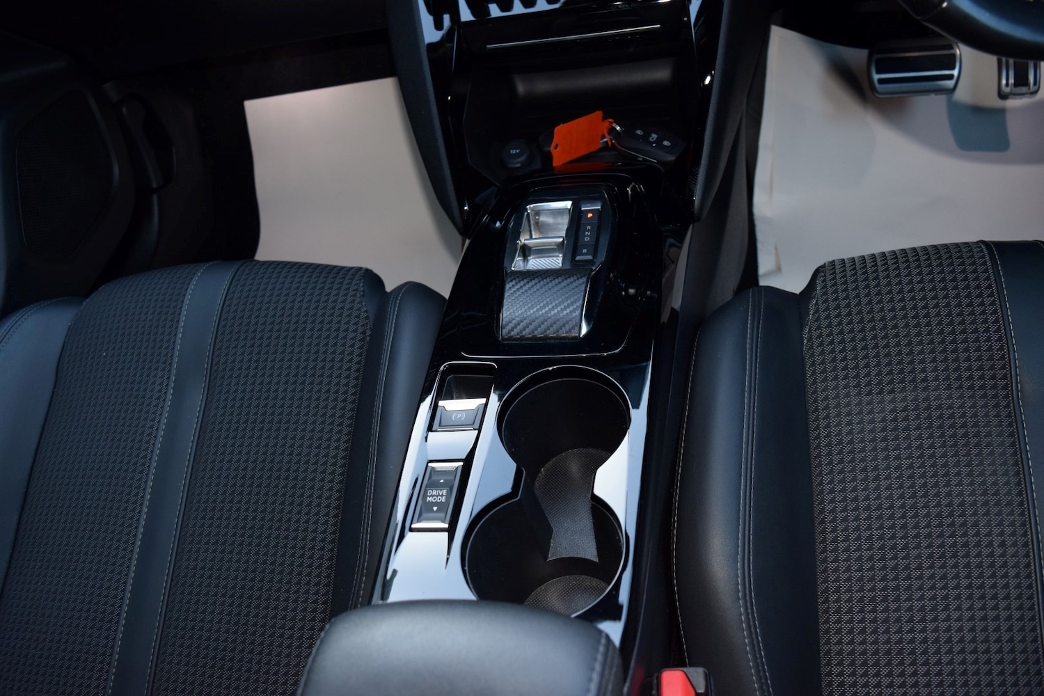 Used Peugeot 2008 2022 for sale - 76723373: Photo 33