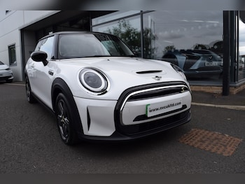 Used MINI Hatch 2023 for sale - 79547386: Photo