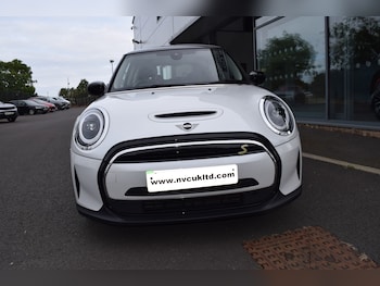 Used MINI Hatch 2023 for sale - 79547386: Photo