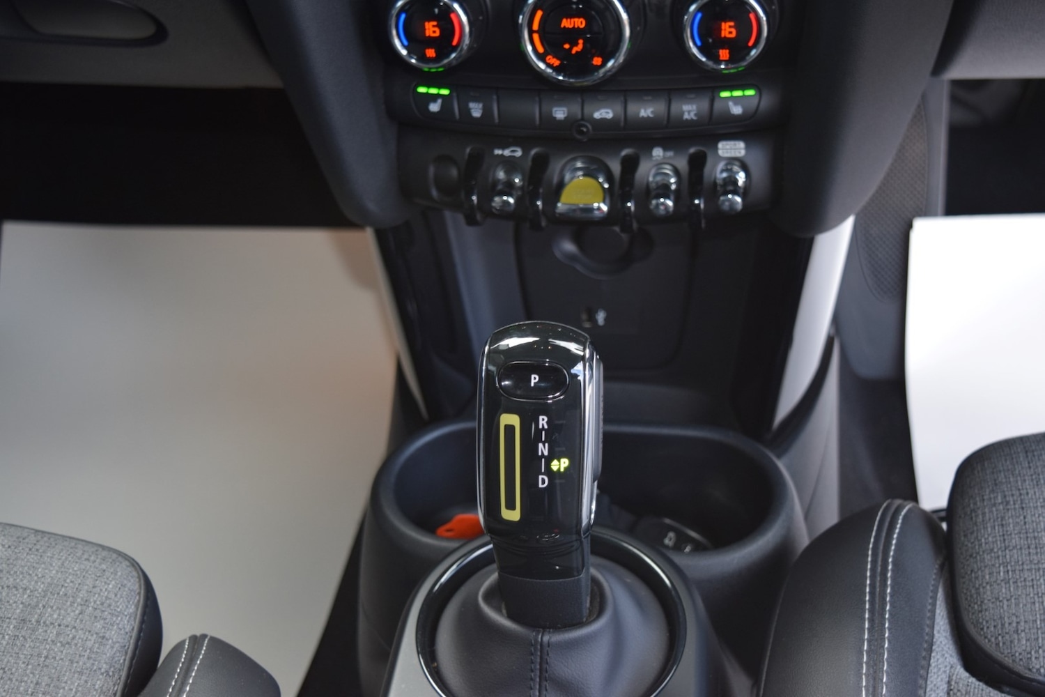 Used MINI Hatch 2022 for sale - 77890076: Photo 31