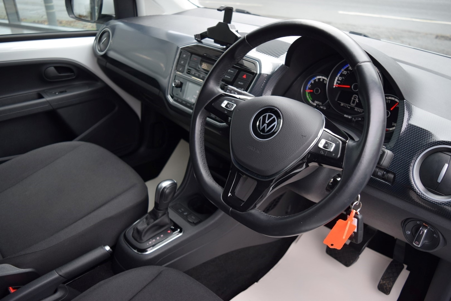 Used Volkswagen up! 2023 for sale - 76578229: Photo 14