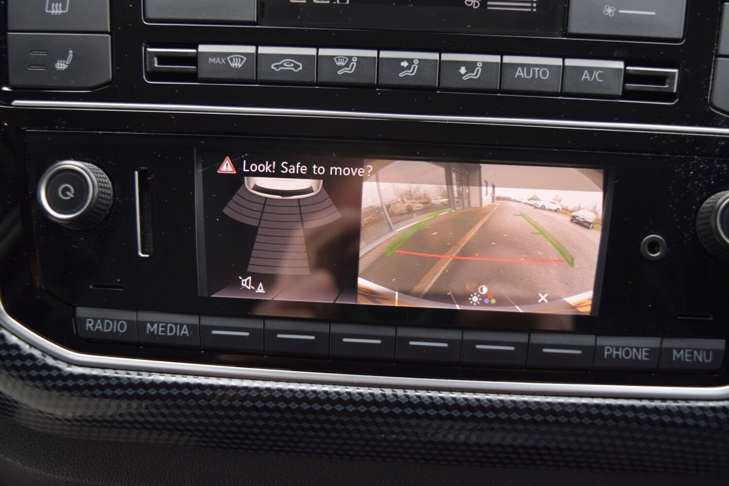 Used Volkswagen up! 2023 for sale - 76578229: Photo 22