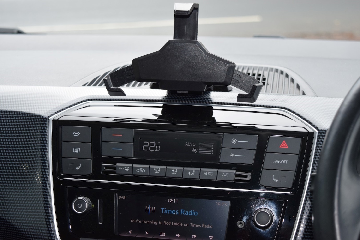 Used Volkswagen up! 2023 for sale - 76578229: Photo 26