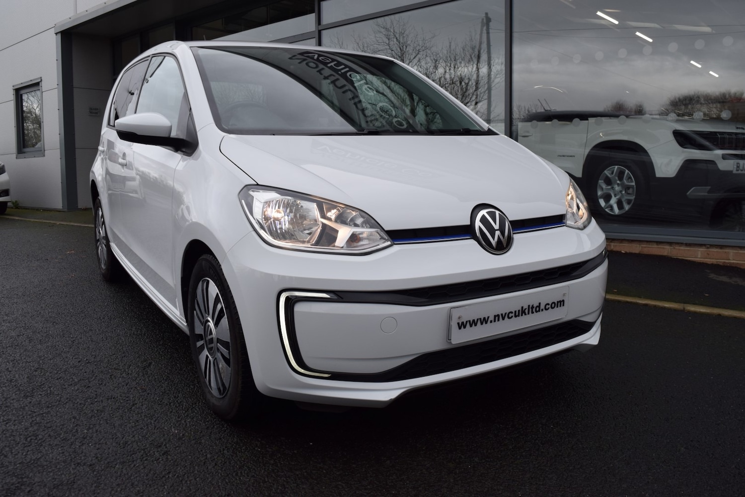 Used Volkswagen up! 2023 for sale - 76578229: Photo 3