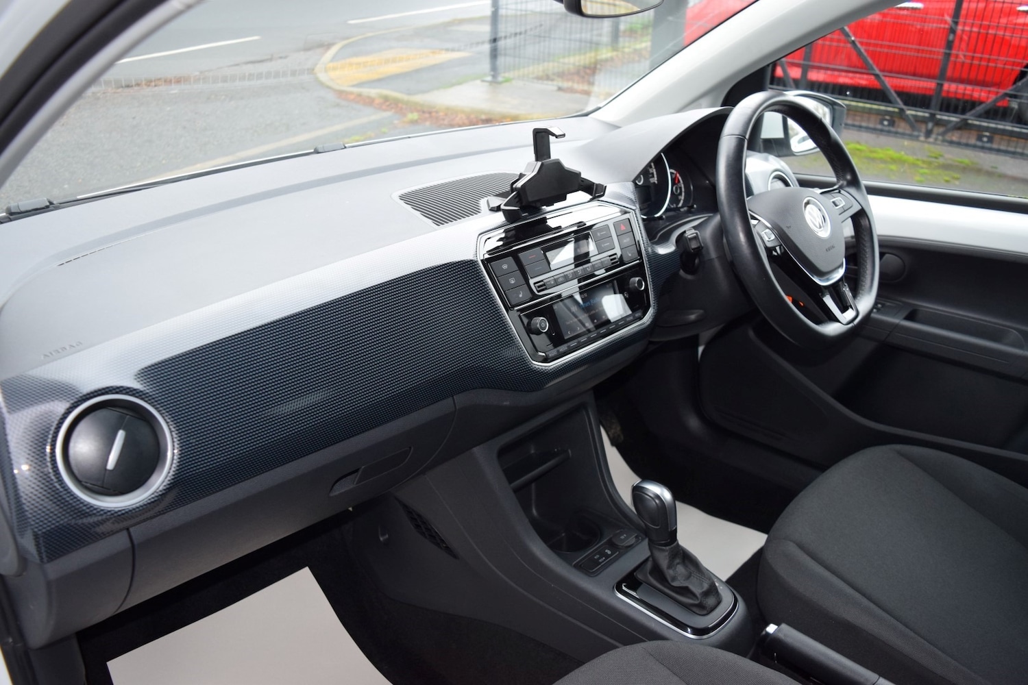 Used Volkswagen up! 2023 for sale - 76578229: Photo 35