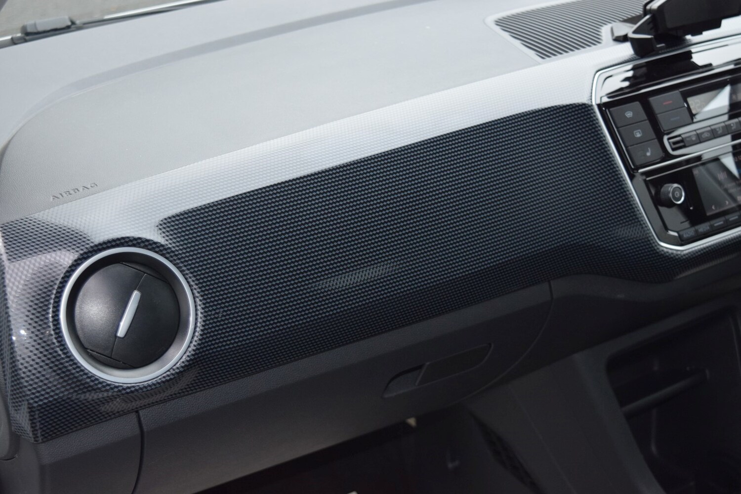 Used Volkswagen up! 2023 for sale - 76578229: Photo 39