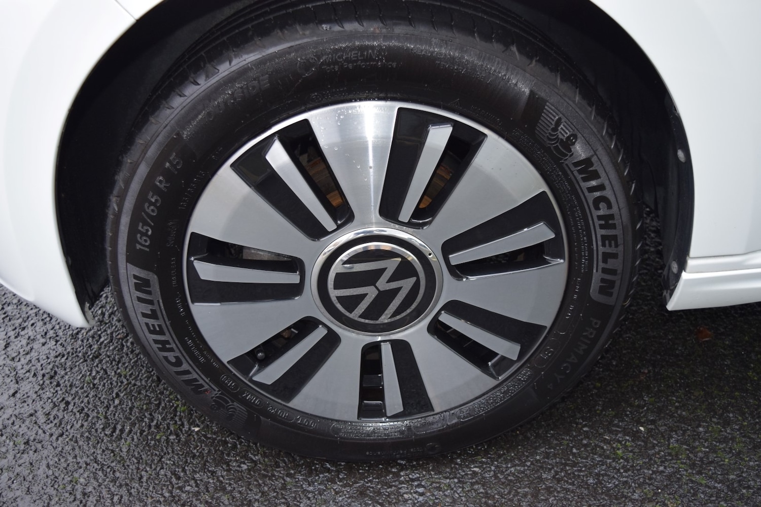 Used Volkswagen up! 2023 for sale - 76578229: Photo 41