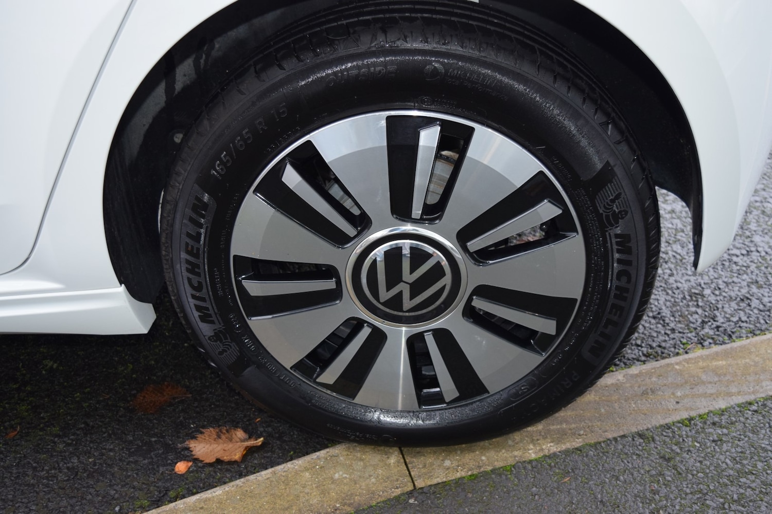 Used Volkswagen up! 2023 for sale - 76578229: Photo 42