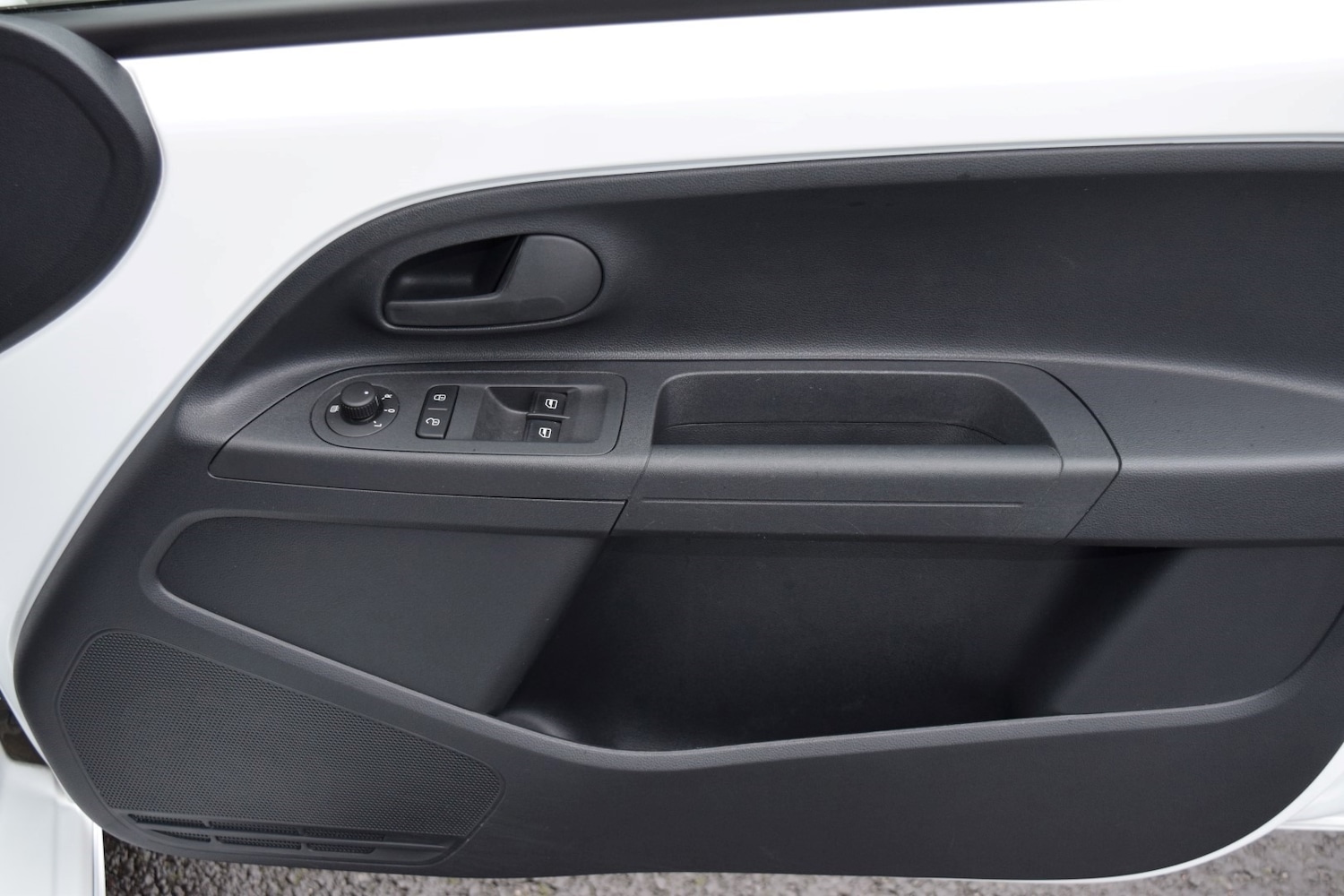 Used Volkswagen up! 2023 for sale - 76578229: Photo 43