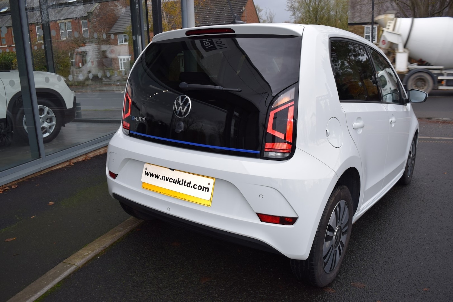 Used Volkswagen up! 2023 for sale - 76578229: Photo 6