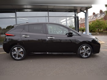 Used Nissan Leaf 2021 for sale - 76170942: Photo