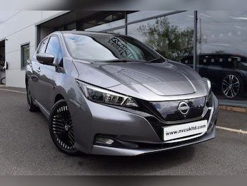 Nissan - Leaf