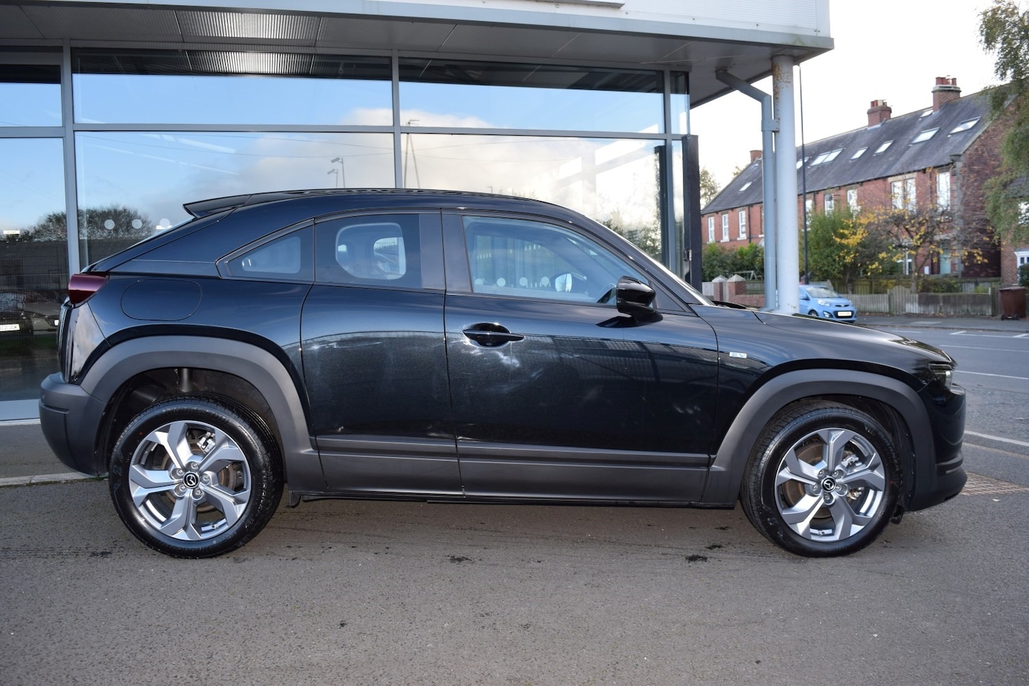 Used Mazda MX-30 2023 for sale - 76404749: Photo 2