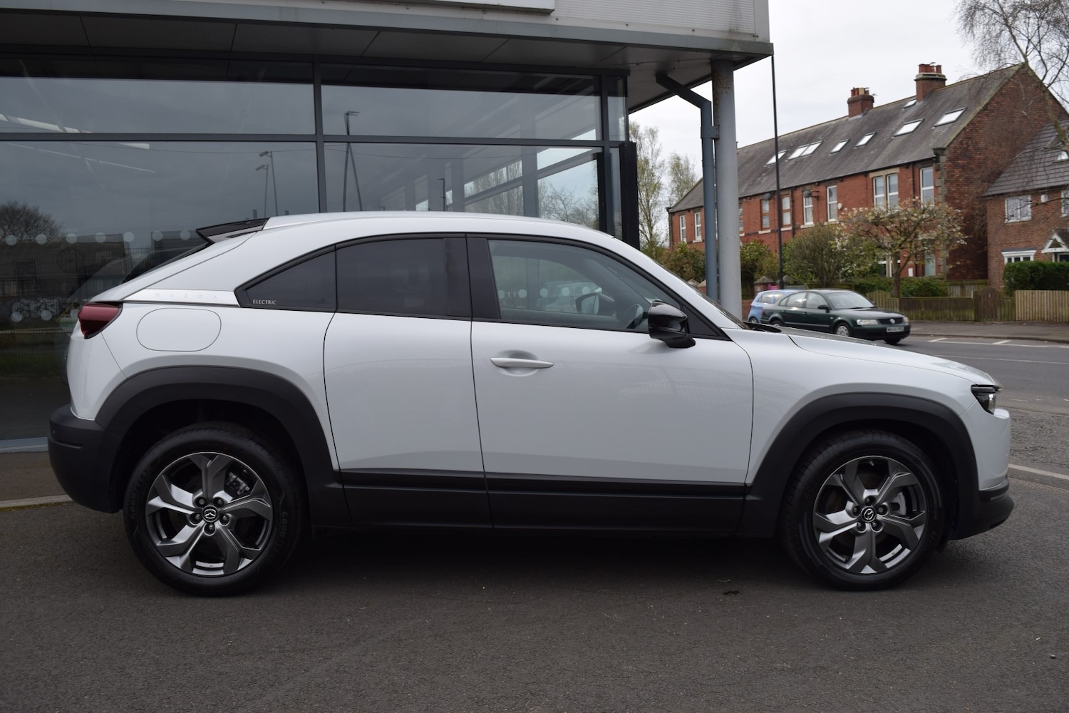 Used Mazda MX-30 2023 for sale - 78176171: Photo 2