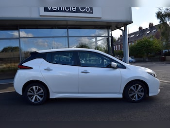 Used Nissan Leaf 2021 for sale - 76067369: Photo