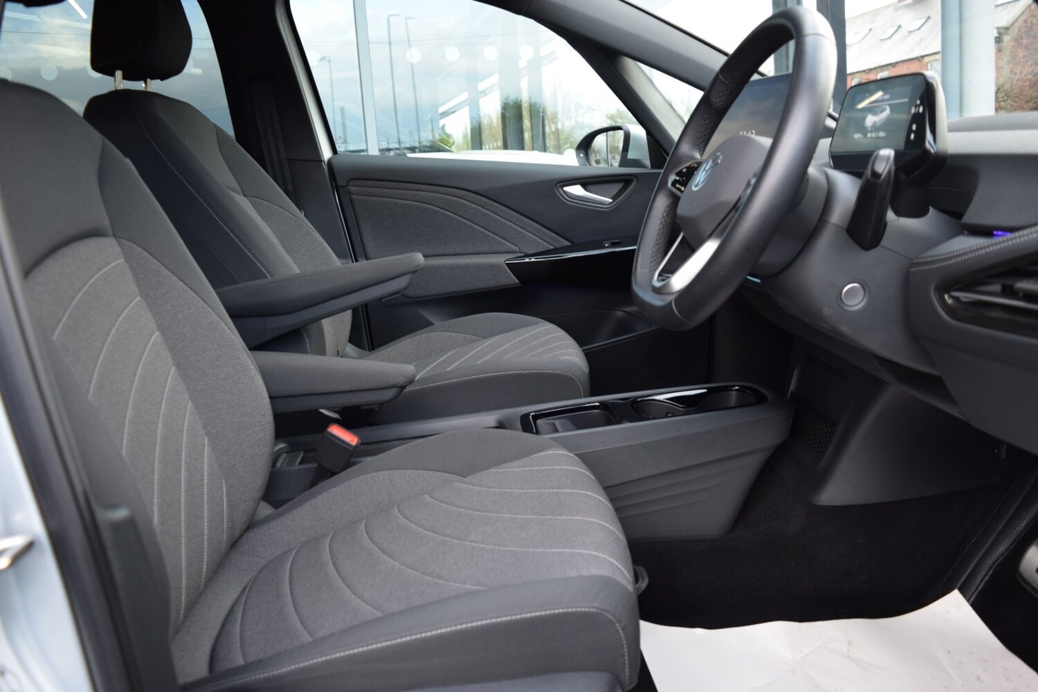 Used Volkswagen ID.3 2024 for sale - 76749057: Photo 37