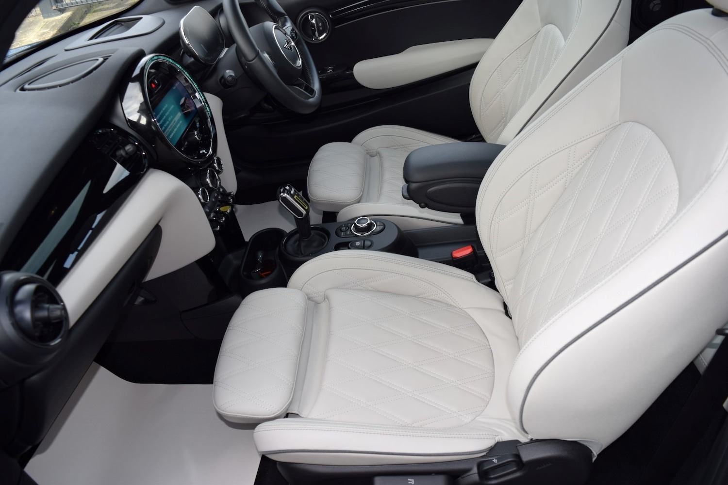 Used MINI Hatch 2022 for sale - 77663712: Photo 11