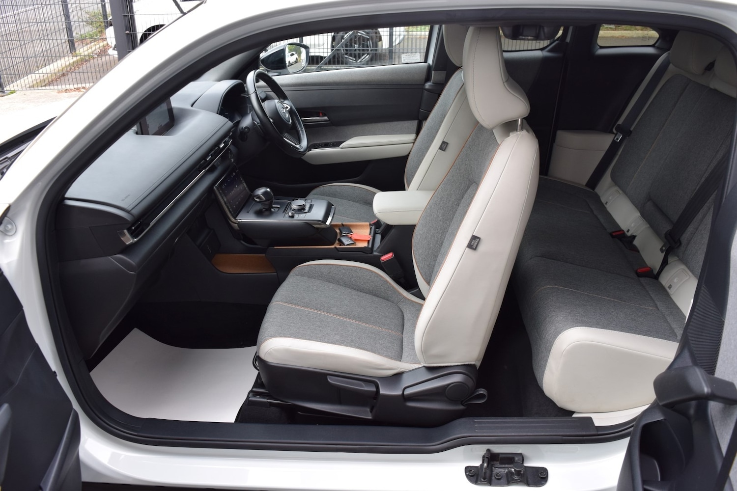 Used Mazda MX-30 2023 for sale - 76048560: Photo 14