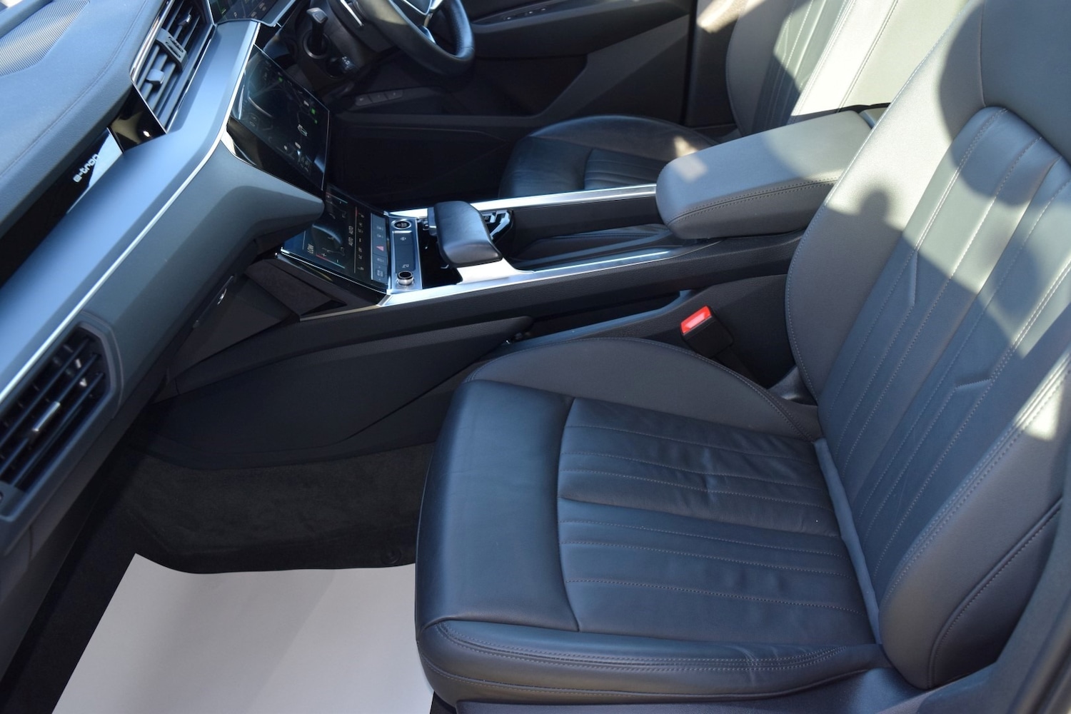 Used Audi e-tron 2022 for sale - 76784718: Photo 11