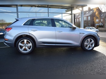 Used Audi e-tron 2022 for sale - 76784718: Photo