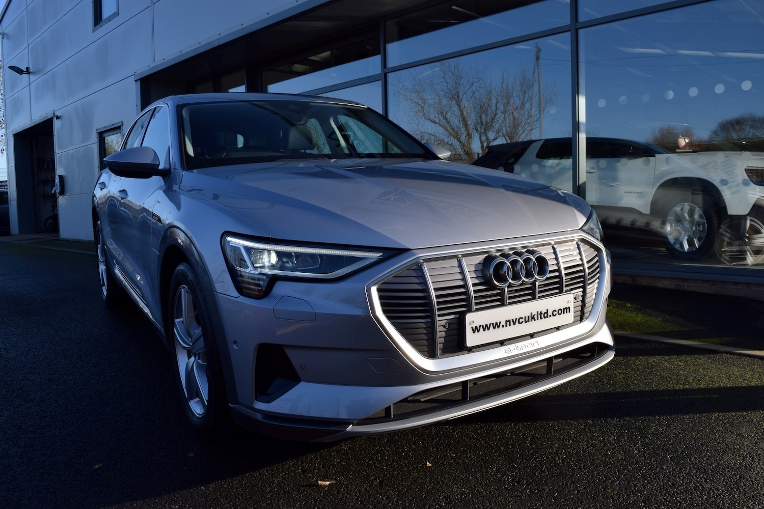 Used Audi e-tron 2022 for sale - 76784718: Photo 3