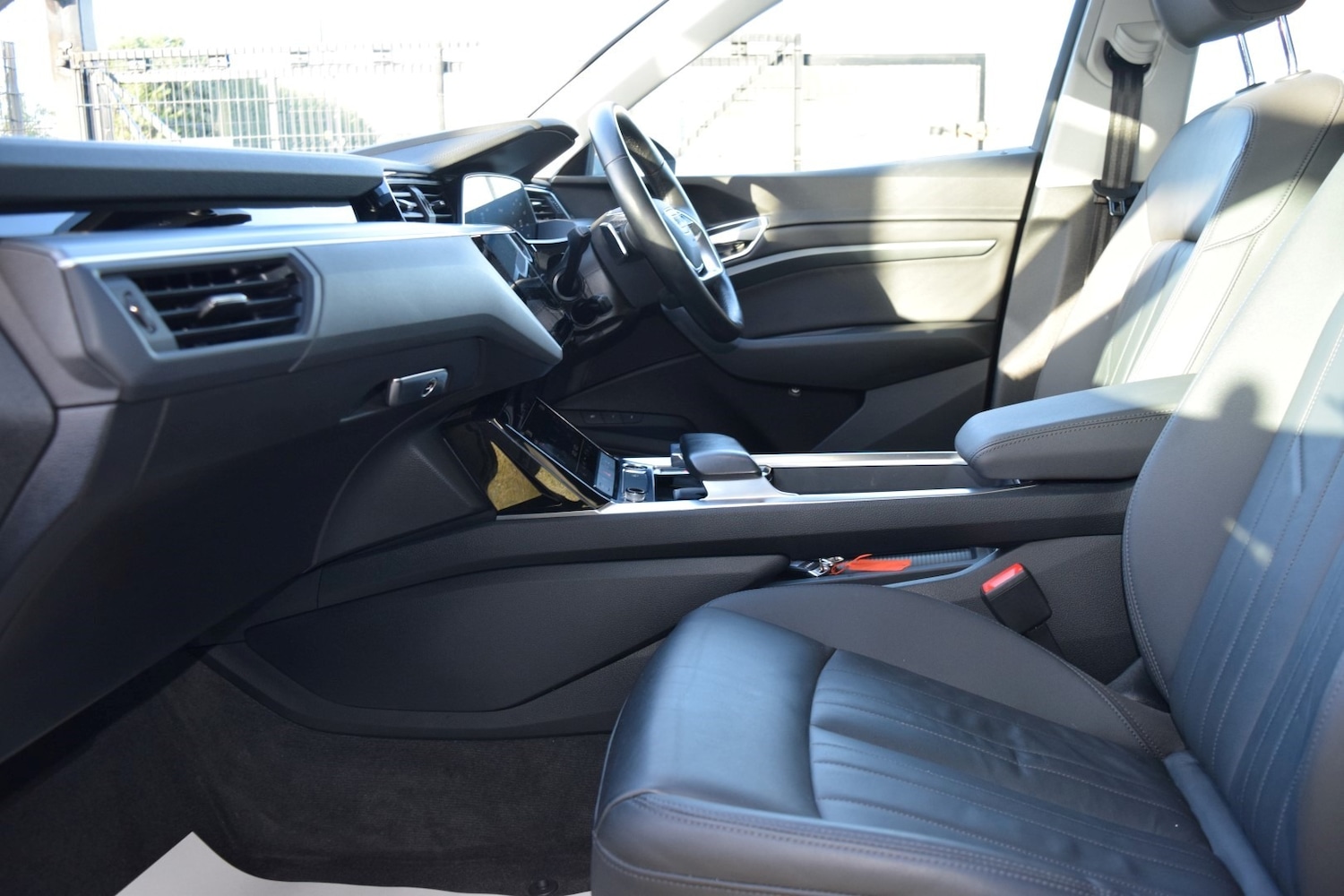 Used Audi e-tron 2022 for sale - 76784718: Photo 37