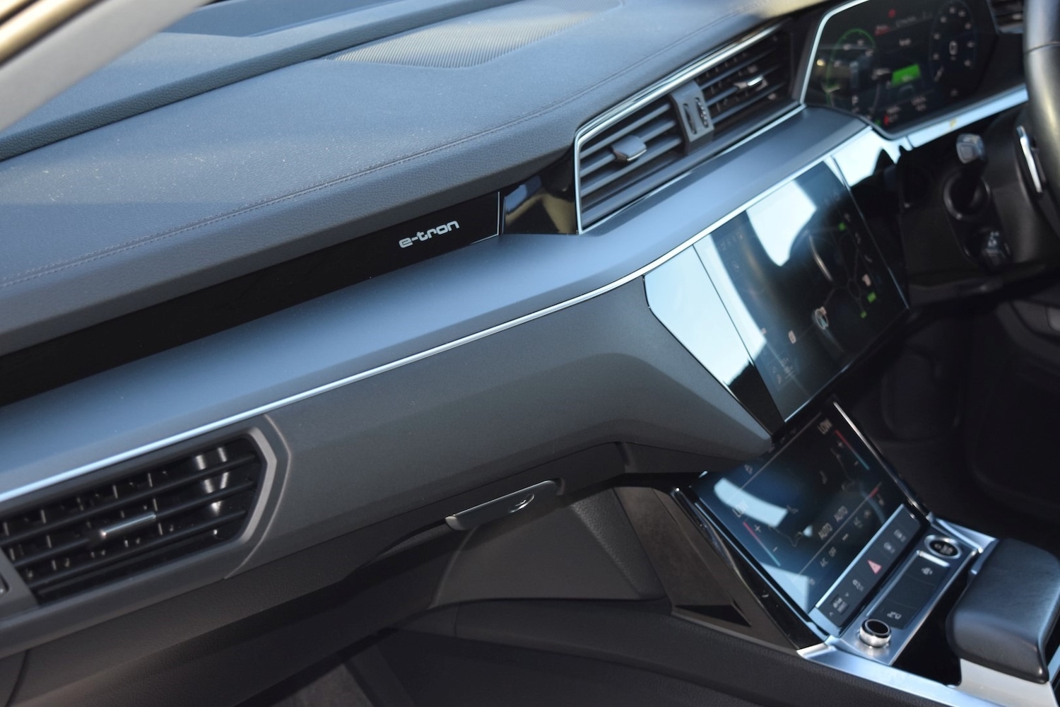 Used Audi e-tron 2022 for sale - 76784718: Photo 41