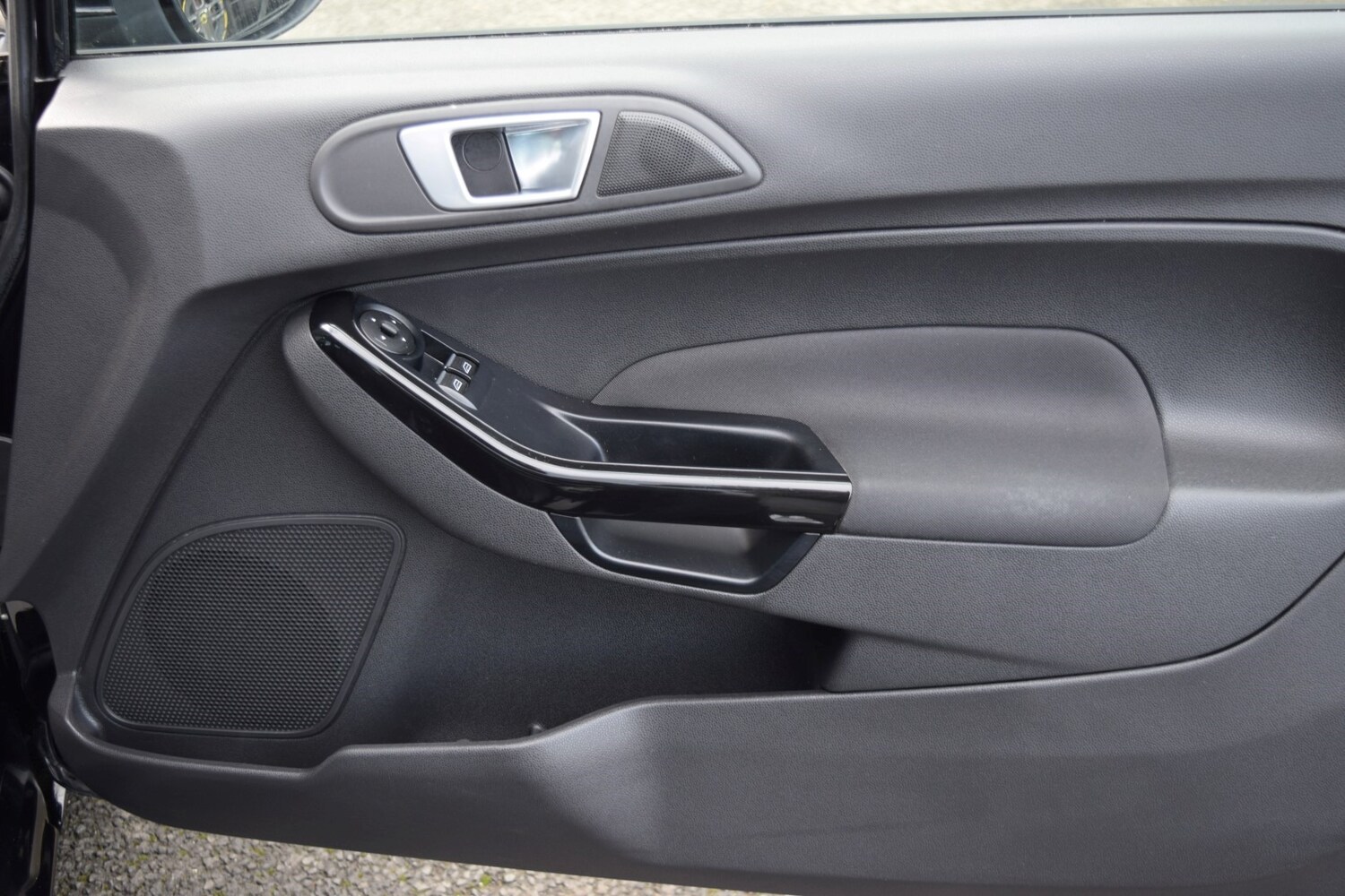 Used Ford Fiesta 2017 for sale - 77917792: Photo 44